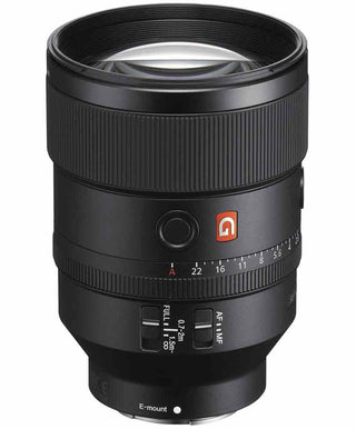 Front Element and Lens Controls of the Sony FE 135mm f/1.8 GM Lens