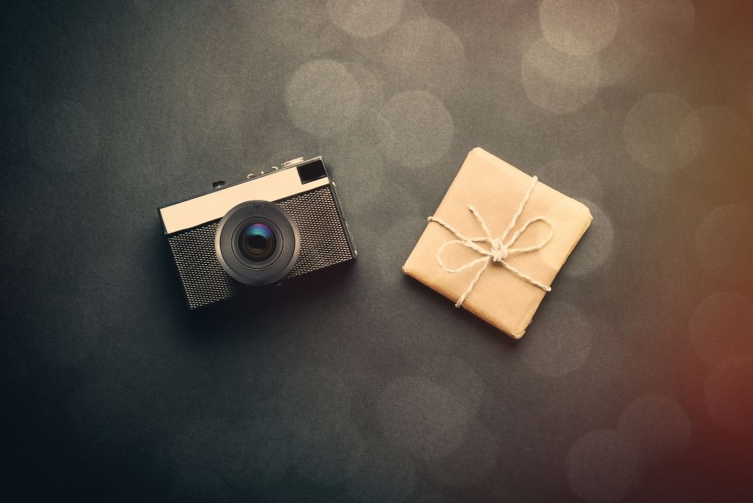 Holiday Gift Ideas for New Photographers