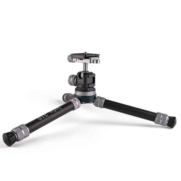 Low Stance Position of the Promaster 94536 iota 219 Ultralightweight Tabletop Tripod Kit Carbon Fiber