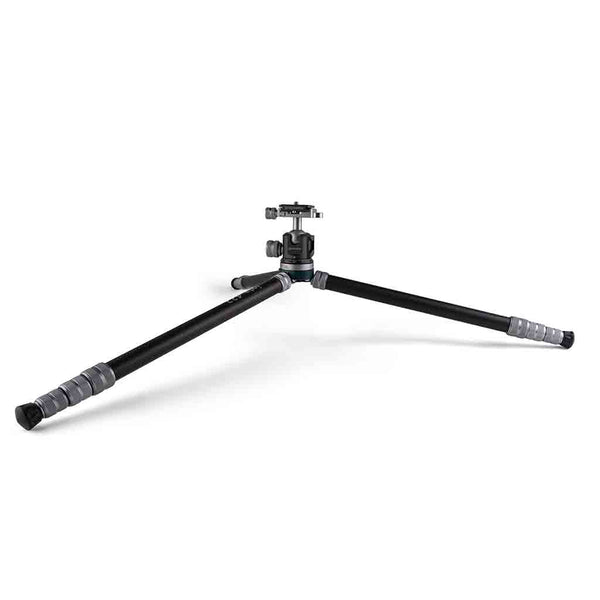 Low Stance Unextended Position of the Promaster 94543 iota 422 Ultralightweight Tripod Kit Carbon Fiber