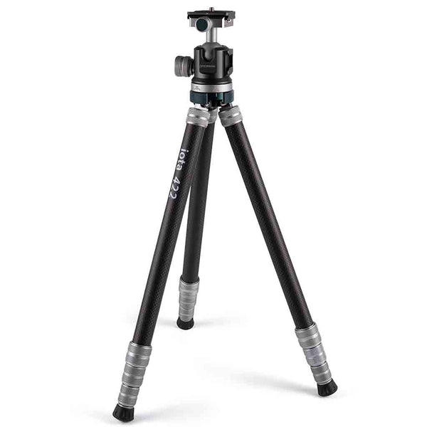 Standing Position of the Promaster 94543 iota 422 Ultralightweight Tripod Kit Carbon Fiber