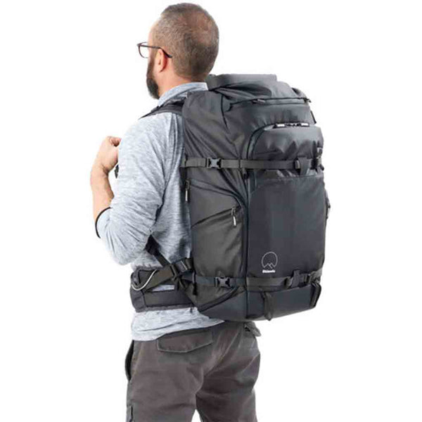 Carry Demonstration of the Shimoda Action X40 V2 Kit Black