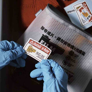 Pouch of the Sissilu Do Not X-Ray Film Pouch