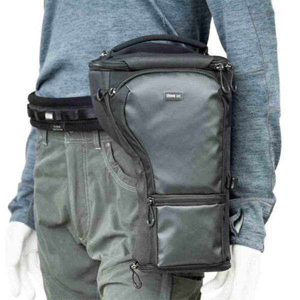 Carry Demostration of the Think Tank Digital Holster 50 V3.0 Bag