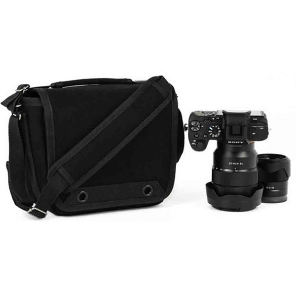 Holds Demonstration of the Think Tank Retrospective 4 V2.0 Shoulder Bag Black