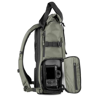 Side of the Wandrd PRVKE 21 V4 Backpack Wasatch Green