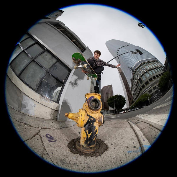 Canon RF 7-14mm f/2.8-3.5 Fisheye Lens